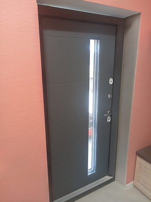 Термодверь с узким стеклопакетом